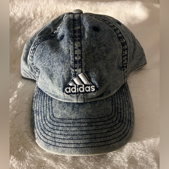 Adidas women’s denim wash hat - Picture 1 of 3